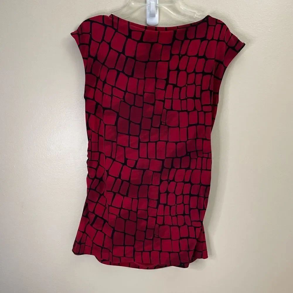 Kenneth Cole| Small | Sleeveless top| Drape front - Picture 6 of 8